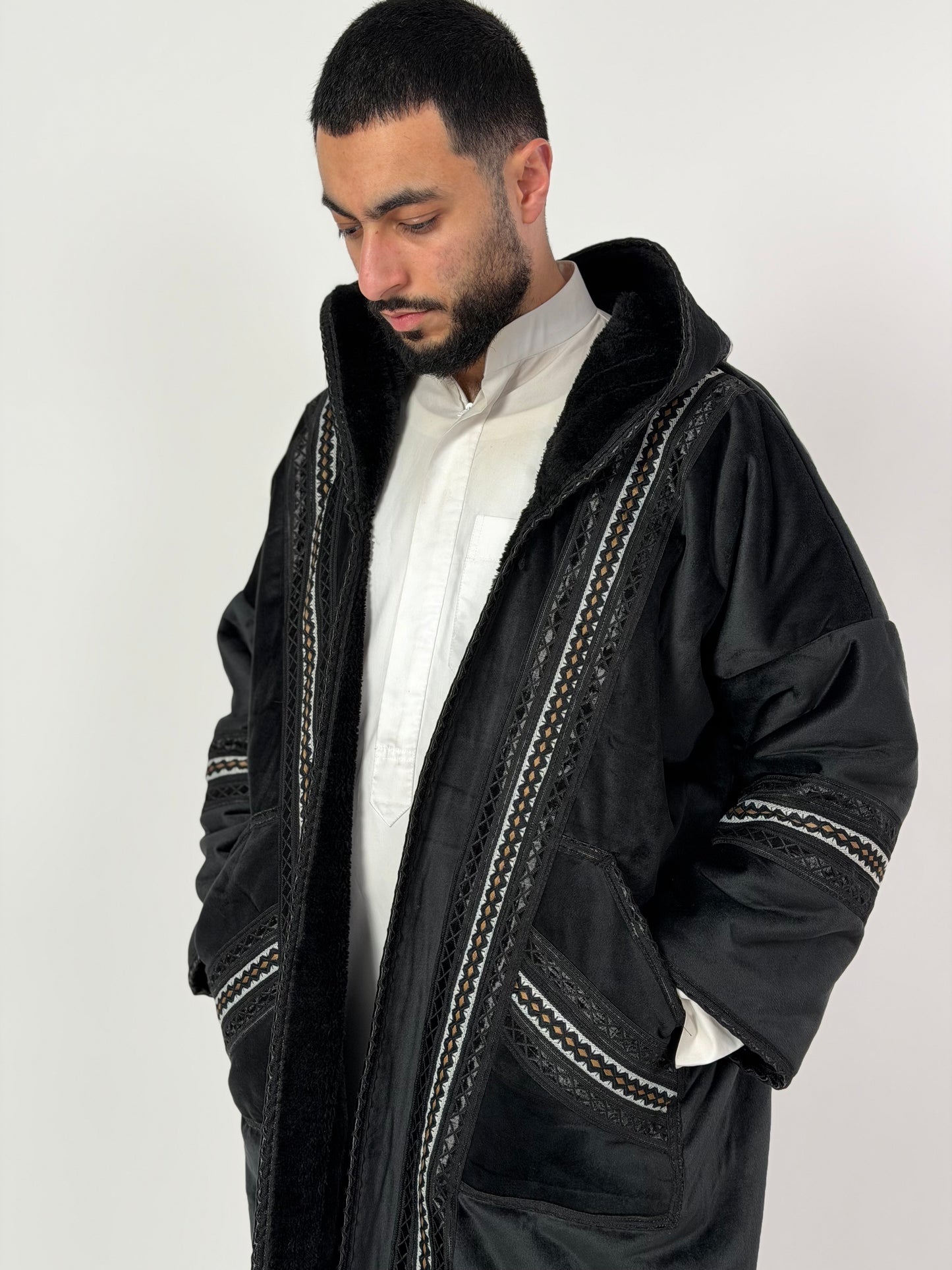 The Farwa London Signature in Black