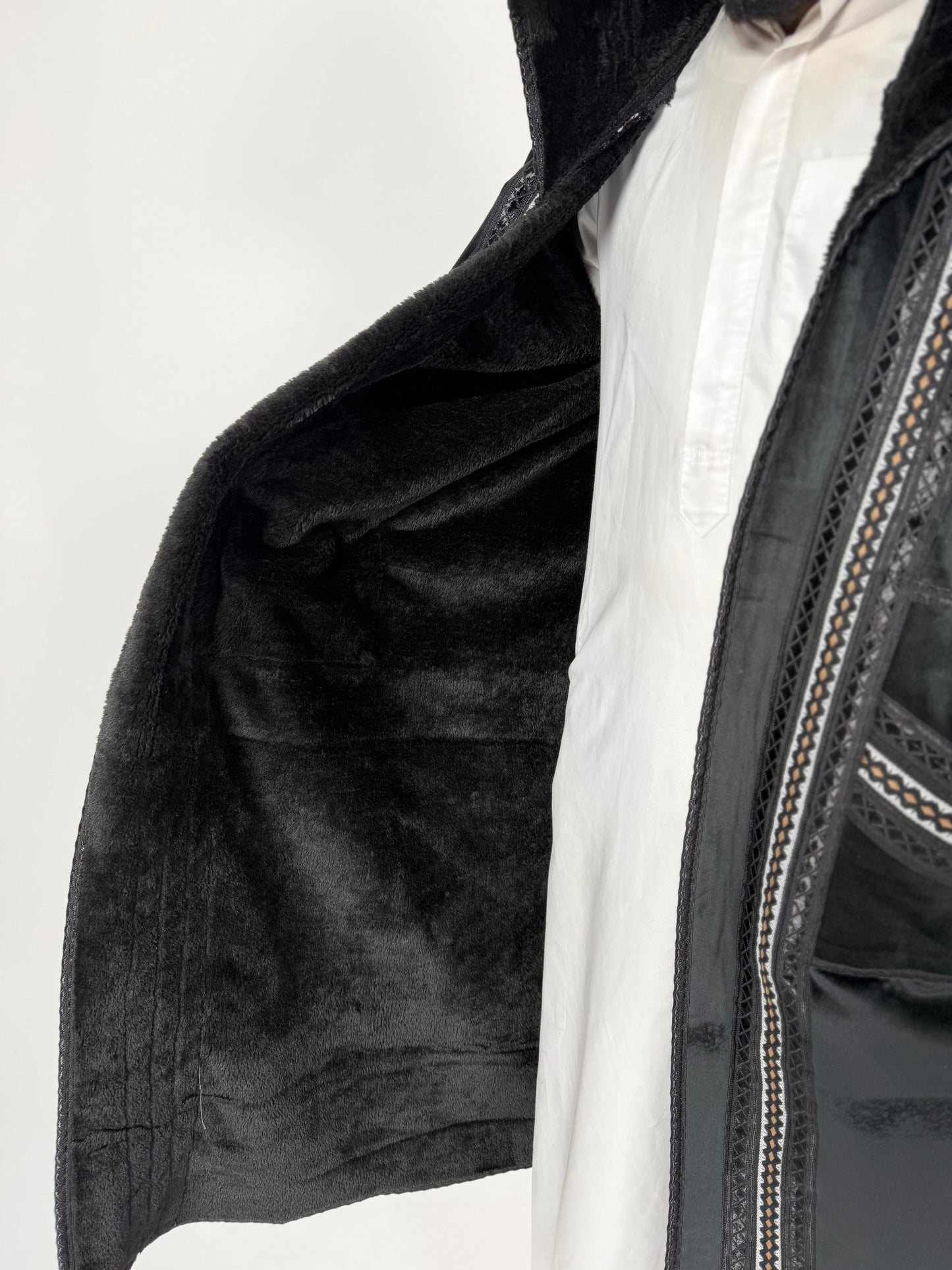 The Farwa London Signature in Black
